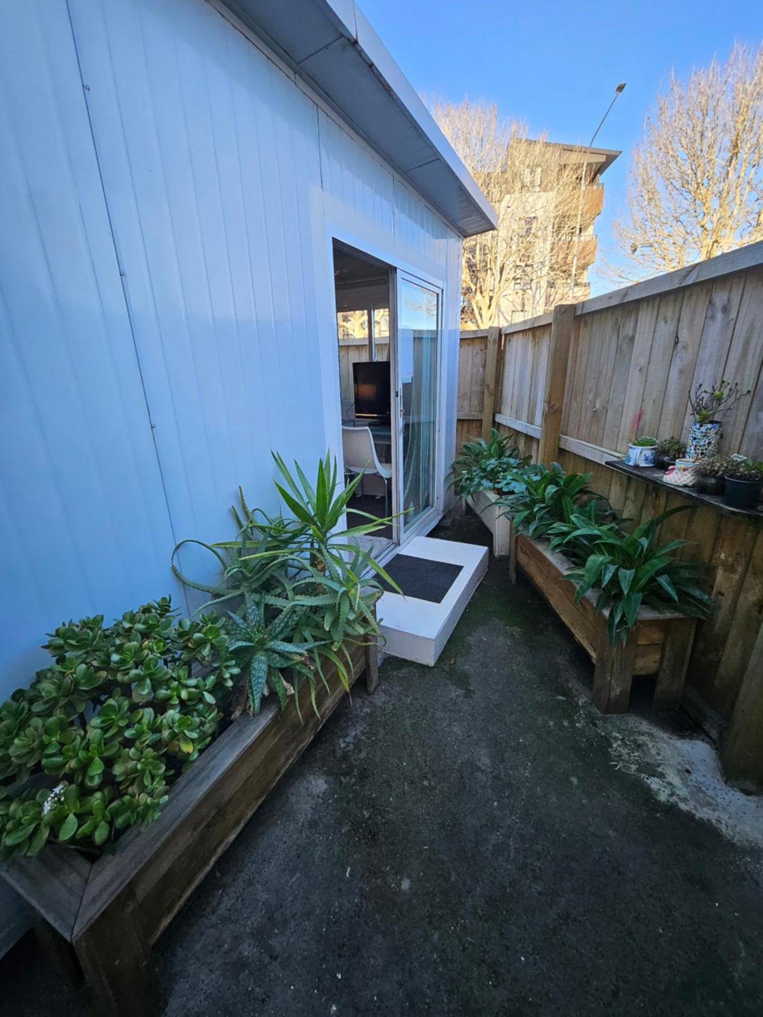 C1 Save Money Budget Affordable Cabin With Comfort! - Cabin1 Auckland Exterior photo